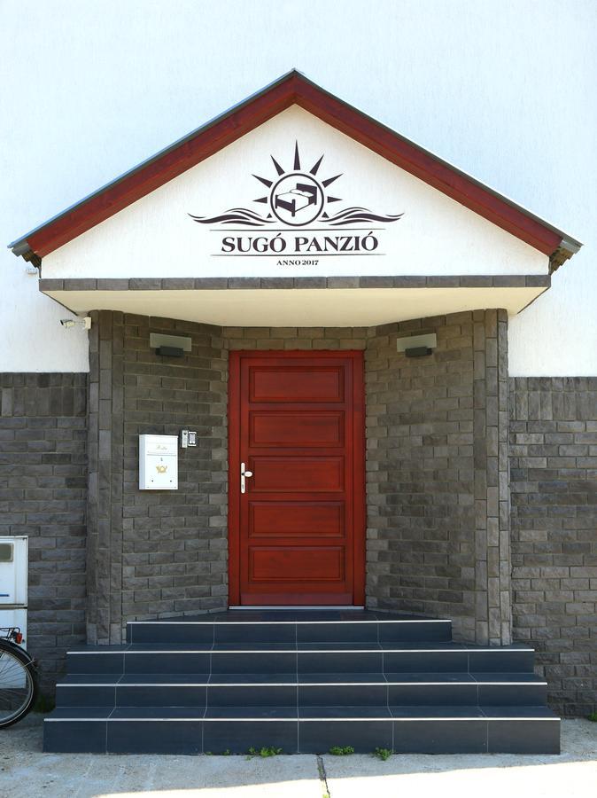 Sugo Panzio Bed & Breakfast Baja Bagian luar foto