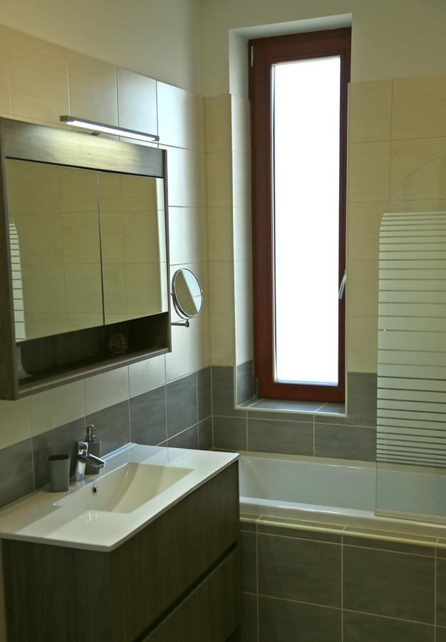 Sugo Panzio Bed & Breakfast Baja Bagian luar foto
